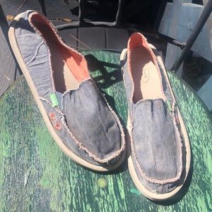 Sanuk loafers